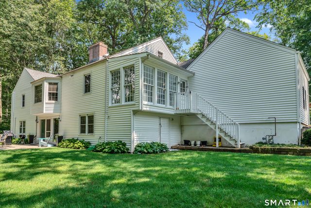 34 River Road, North Haven, CT 06473