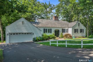 34 River Road, North Haven, CT 06473