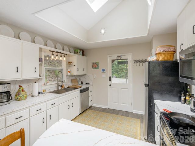 411 Patton Mountain Road, Asheville, NC 28804