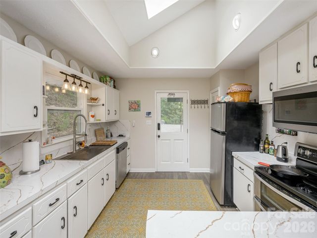 411 Patton Mountain Road, Asheville, NC 28804