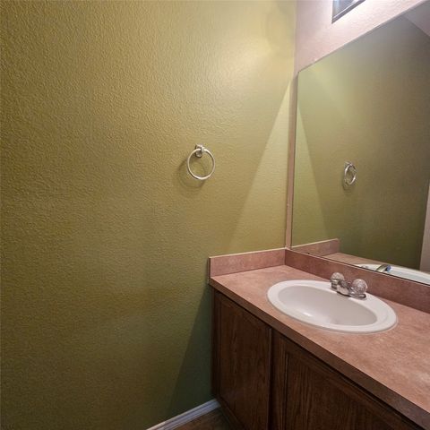 10741 Traymore Drive, Fort Worth, TX 76244