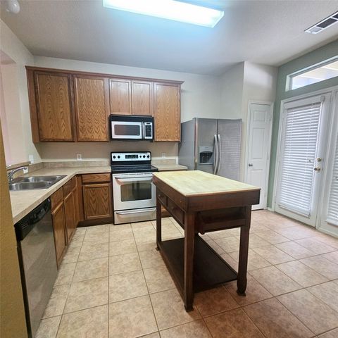 10741 Traymore Drive, Fort Worth, TX 76244