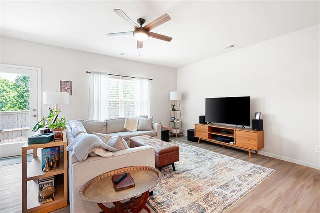 320 Crider Court, Woodstock, GA 30188