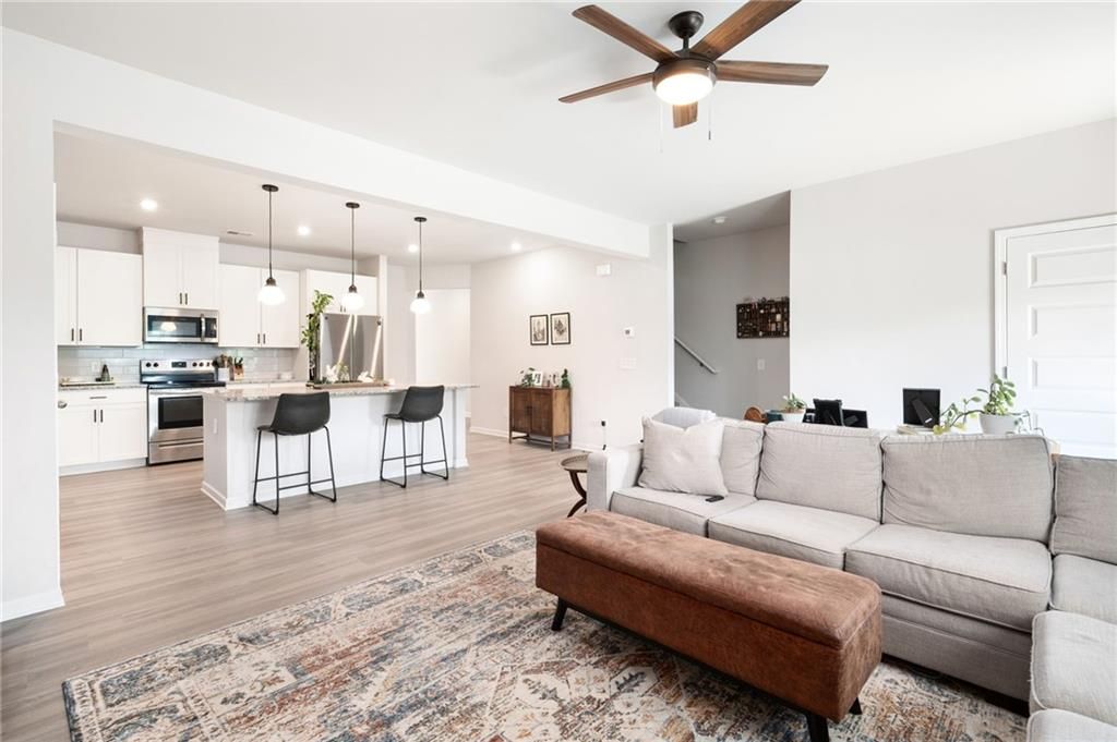 320 Crider Court, Woodstock, GA 30188