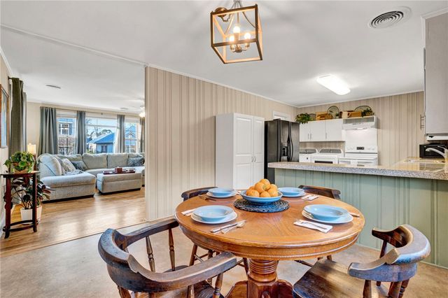 103 Gault Street, Fountain Inn, SC 29644