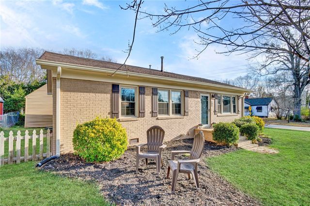 103 Gault Street, Fountain Inn, SC 29644