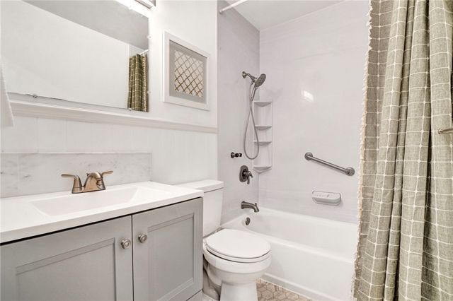 103 Gault Street, Fountain Inn, SC 29644