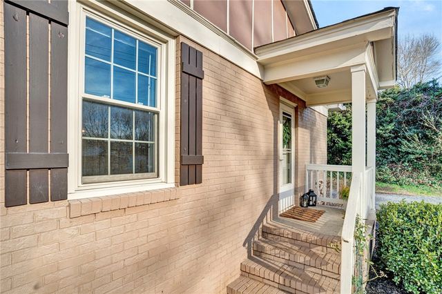 103 Gault Street, Fountain Inn, SC 29644