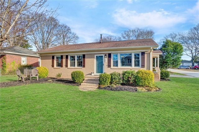 103 Gault Street, Fountain Inn, SC 29644