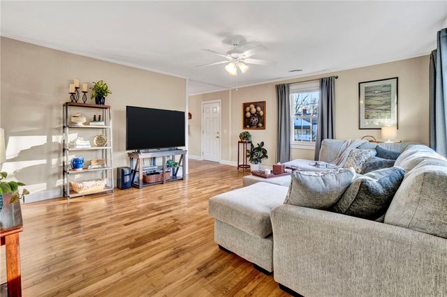 103 Gault Street, Fountain Inn, SC 29644