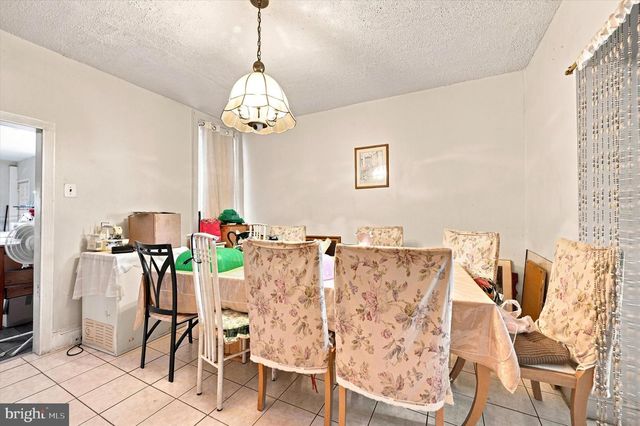 4014 E ROOSEVELT BLVD, Philadelphia, PA 19124