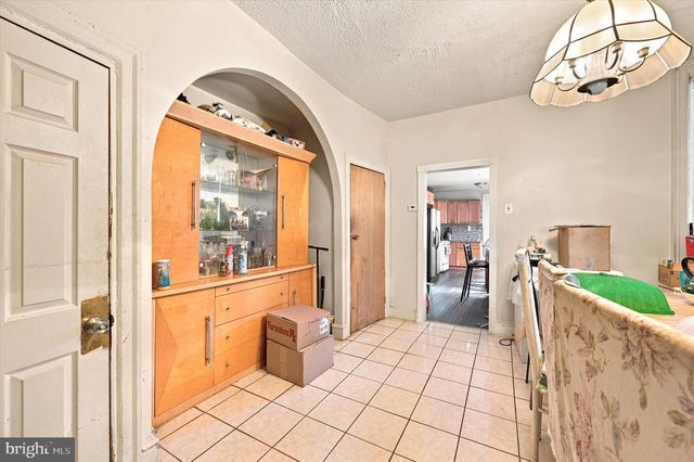 4014 E ROOSEVELT BLVD, Philadelphia, PA 19124