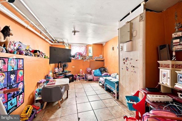 4014 E ROOSEVELT BLVD, Philadelphia, PA 19124