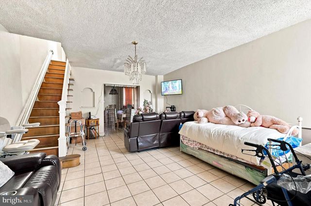 4014 E ROOSEVELT BLVD, Philadelphia, PA 19124