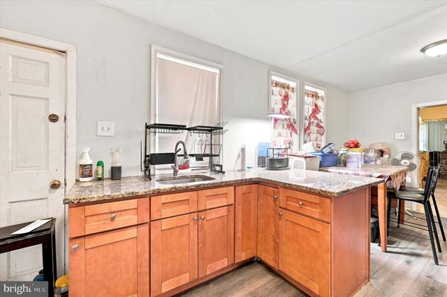 4014 E ROOSEVELT BLVD, Philadelphia, PA 19124