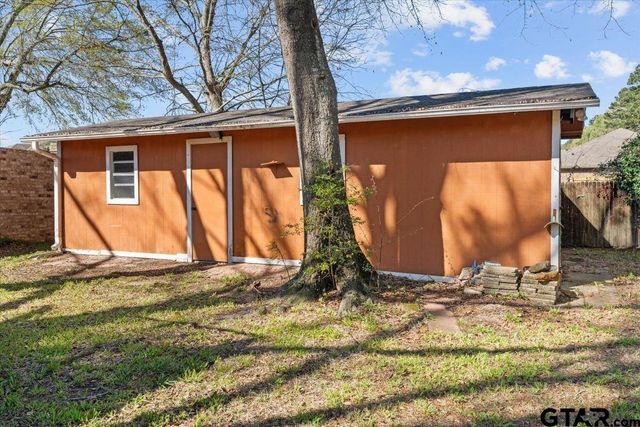 19250 Pinedale Cir, Flint, TX 75762