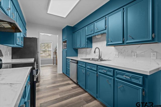 19250 Pinedale Cir, Flint, TX 75762