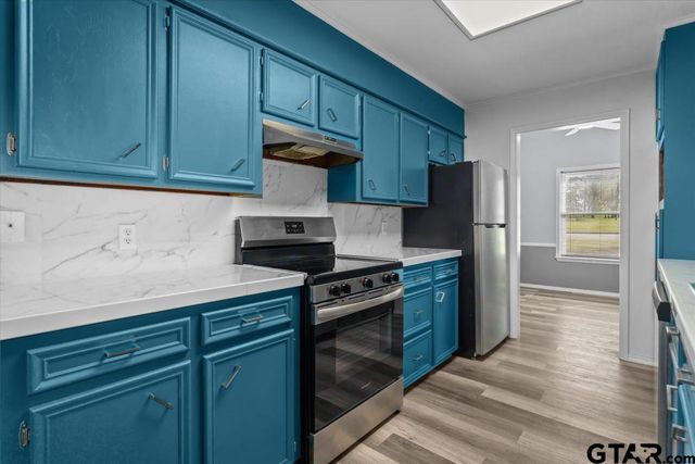 19250 Pinedale Cir, Flint, TX 75762