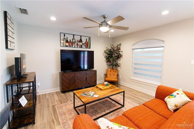 2110 Tanager Lane, Mission, TX 78574