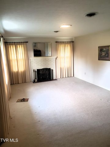 405 7th Street, Newport, TN 37821