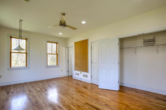 360 FRANKLIN CHURCH RD, Dillsburg, PA 17019