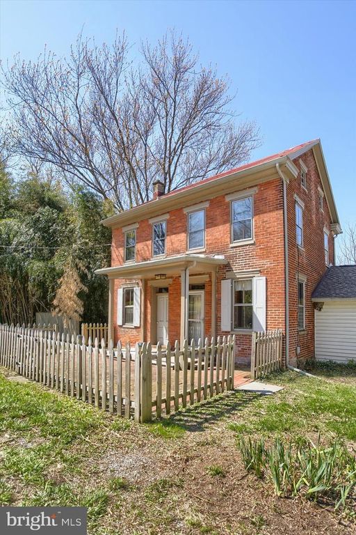 360 FRANKLIN CHURCH RD, Dillsburg, PA 17019