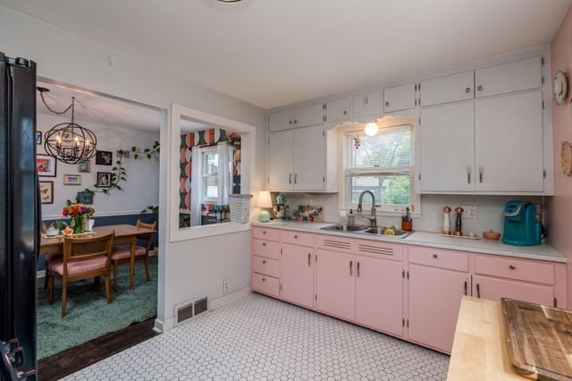 121 Winkler Street, Mankato, MN 56001