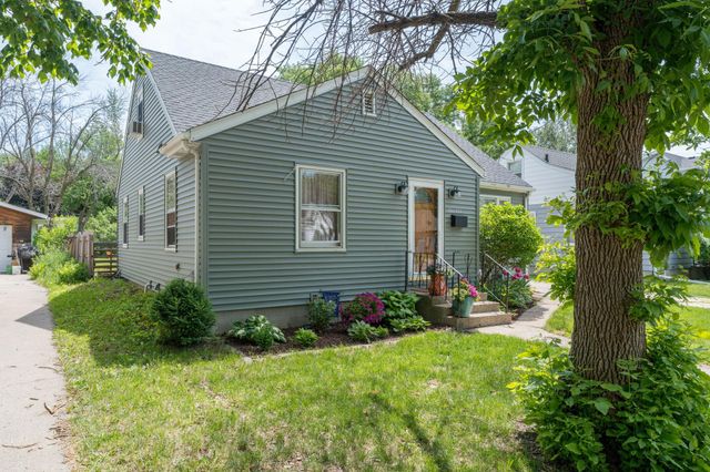 121 Winkler Street, Mankato, MN 56001