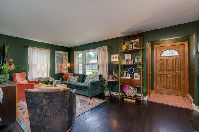 121 Winkler Street, Mankato, MN 56001