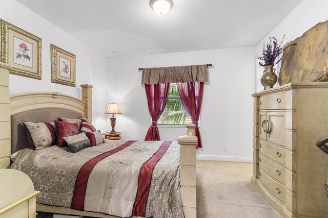 12170 SW Bennington Circle, Port St Lucie, FL 34987