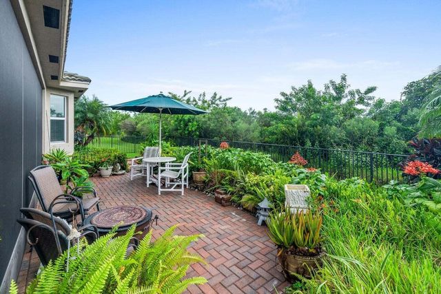 12170 SW Bennington Circle, Port St Lucie, FL 34987