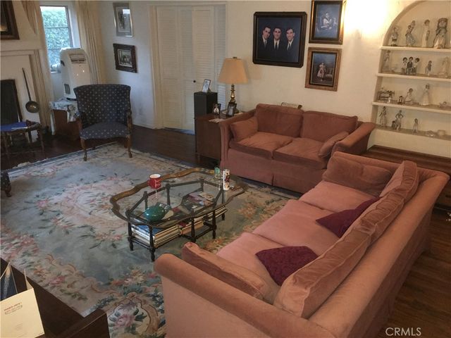 2130 Sherwood, San Marino, CA 91108