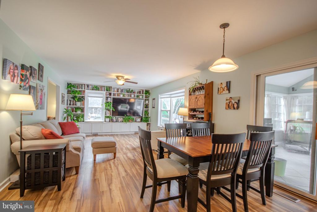 Image 11 of property listing at 30119 PROVIDENCE DR, Salisbury, MD 21804