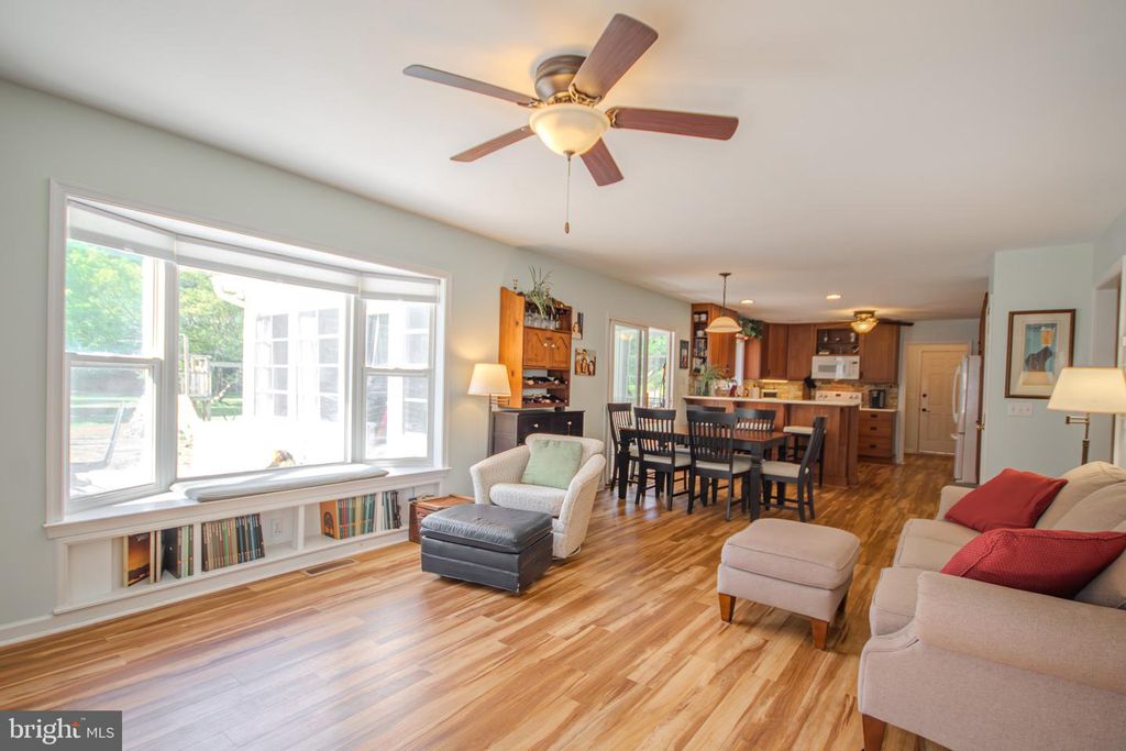 Image 15 of property listing at 30119 PROVIDENCE DR, Salisbury, MD 21804