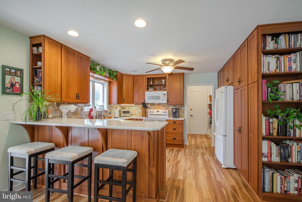 Image 16 of property listing at 30119 PROVIDENCE DR, Salisbury, MD 21804