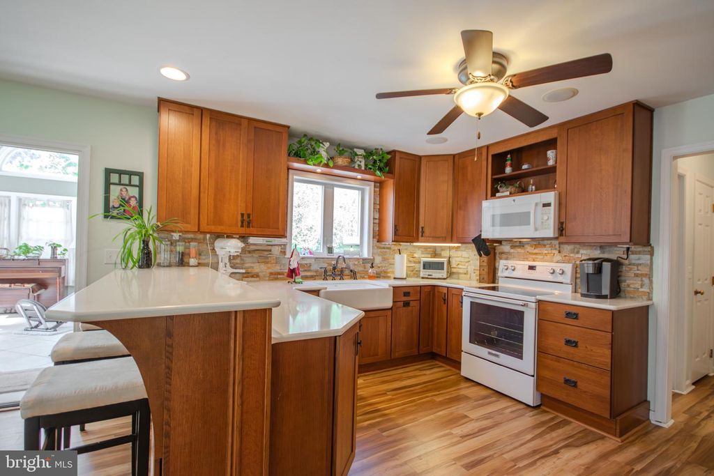Image 17 of property listing at 30119 PROVIDENCE DR, Salisbury, MD 21804