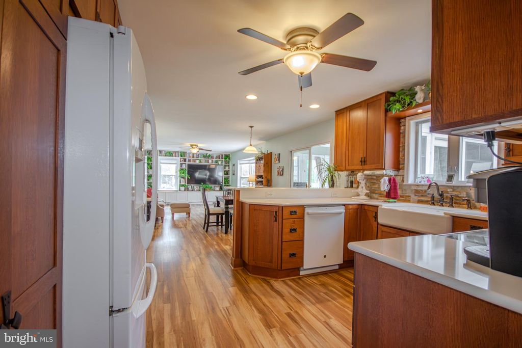 Image 18 of property listing at 30119 PROVIDENCE DR, Salisbury, MD 21804