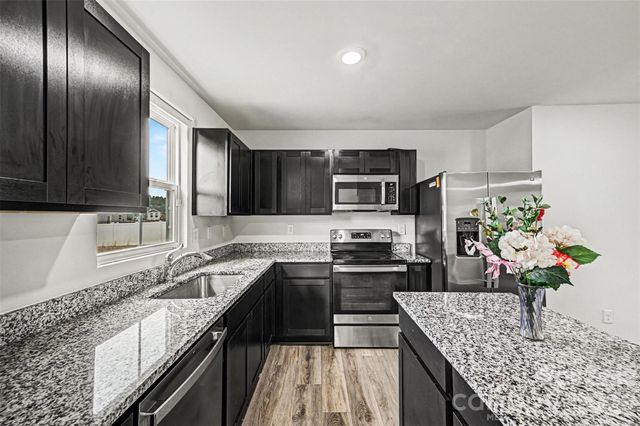 5141 Rustling Pines Court, Charlotte, NC 28215