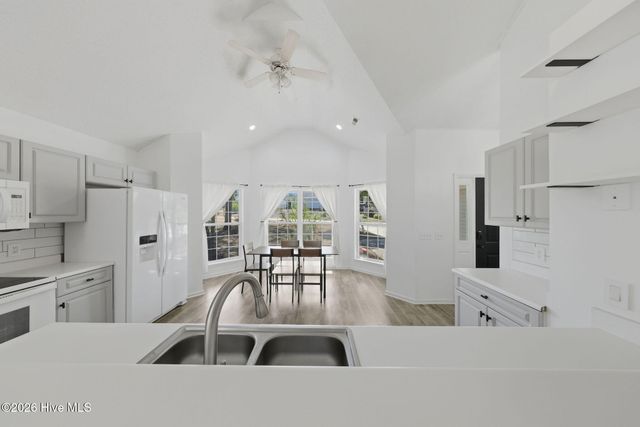 619 E Telfair Circle, Wilmington, NC 28412