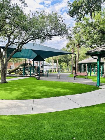 11107 GREEN PARK CIRCLE, Tampa, FL 33626