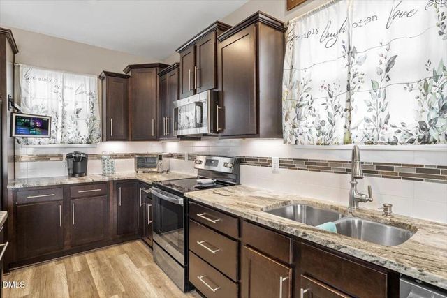 49 Buckhaven Court, Holly Springs, NC 27540