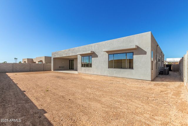 5713 E RANCHO CALIENTE Drive, Cave Creek, AZ 85331