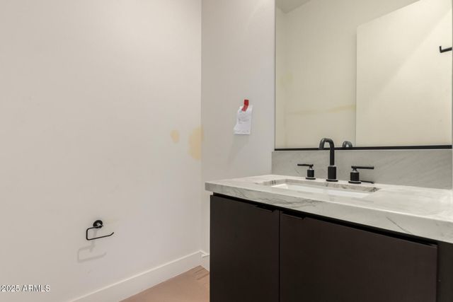 5713 E RANCHO CALIENTE Drive, Cave Creek, AZ 85331