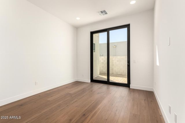 5713 E RANCHO CALIENTE Drive, Cave Creek, AZ 85331