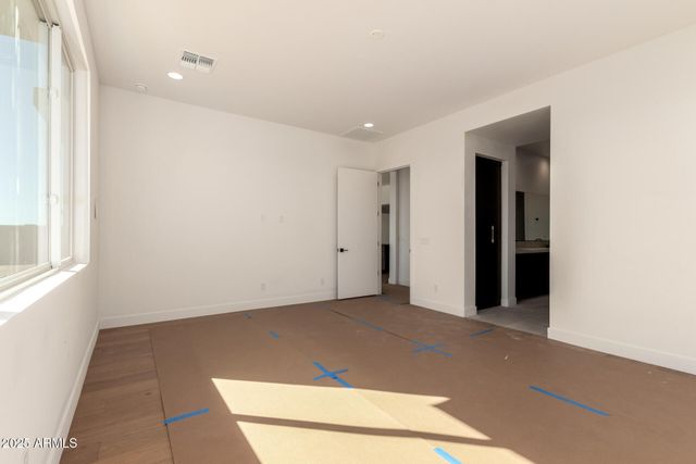 5713 E RANCHO CALIENTE Drive, Cave Creek, AZ 85331