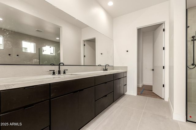 5713 E RANCHO CALIENTE Drive, Cave Creek, AZ 85331