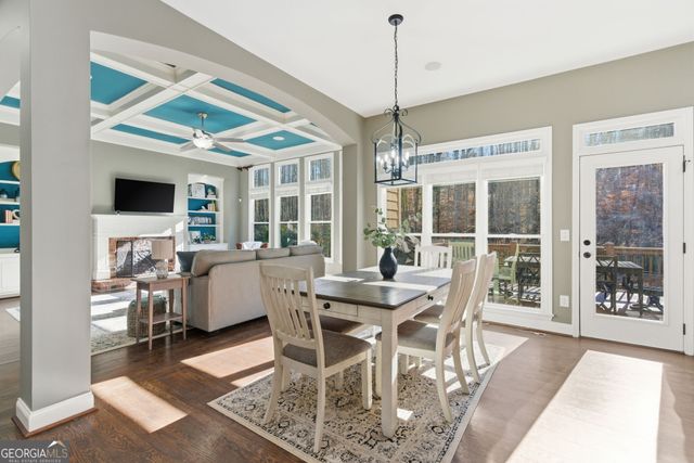 617 Rocky Creek Point, Woodstock, GA 30188