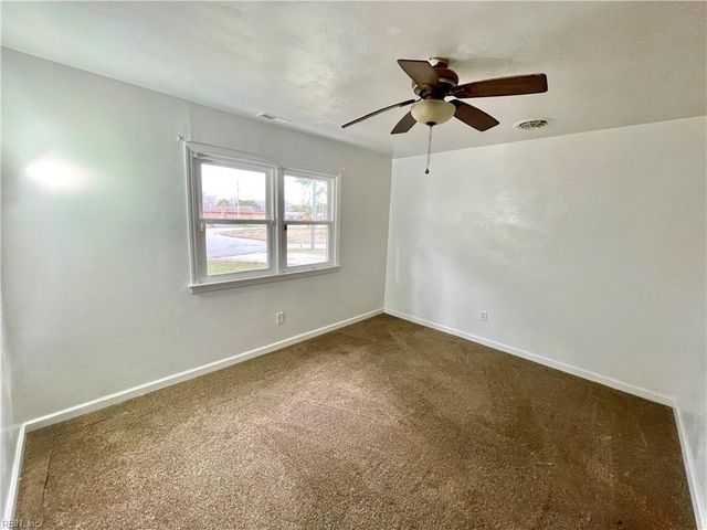 1341 Devonshire CT, Suffolk, VA 23434