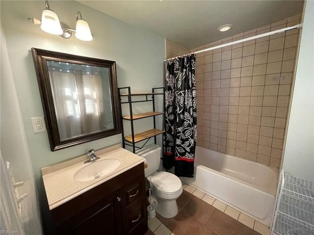 1341 Devonshire CT, Suffolk, VA 23434