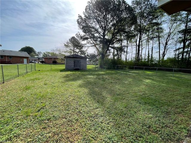 1341 Devonshire CT, Suffolk, VA 23434